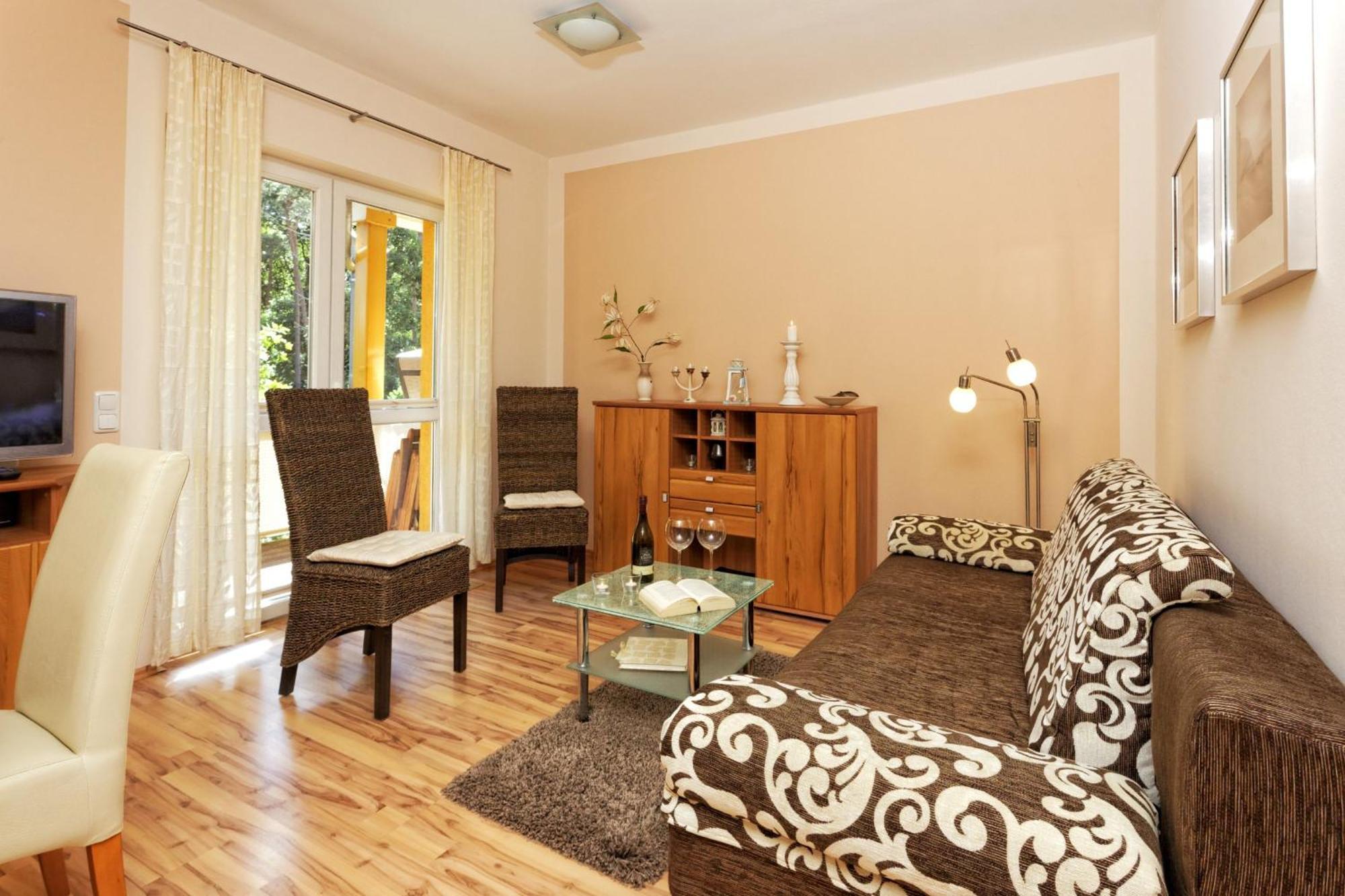 Ferienwohnung Seestrasse Zempin Esterno foto